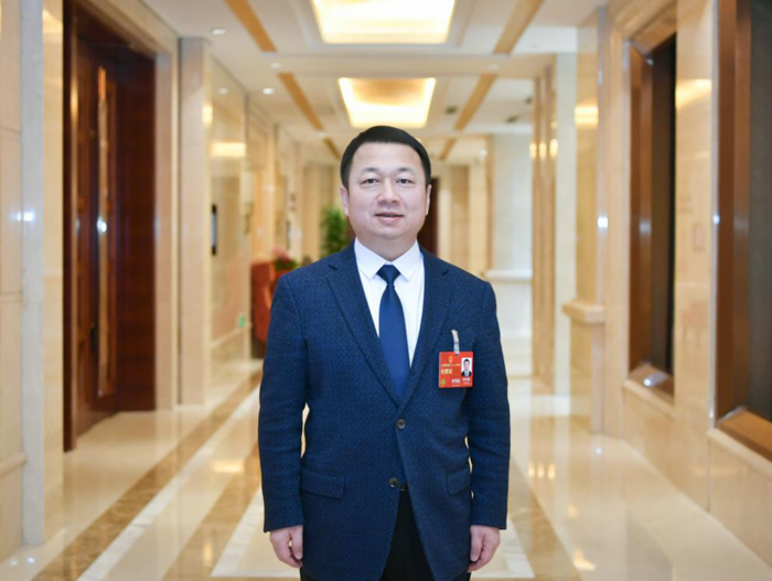 全国人大代表张国强.png