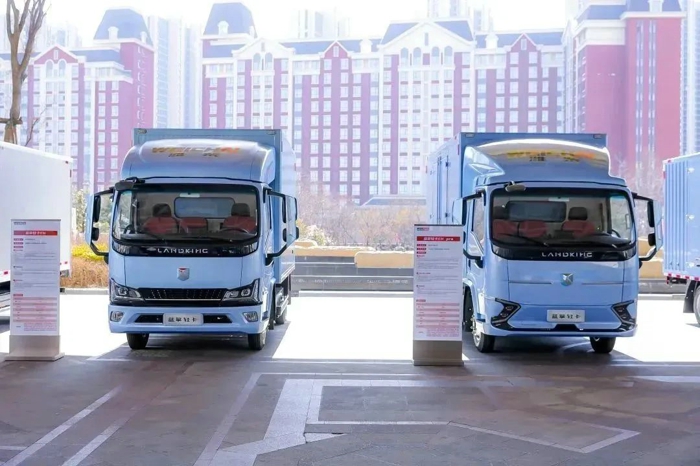 潍柴新能源商用车蓝擎轻卡即将上市2.jpg