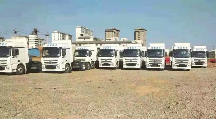 徐工漢風LNG牵引车3.jpg