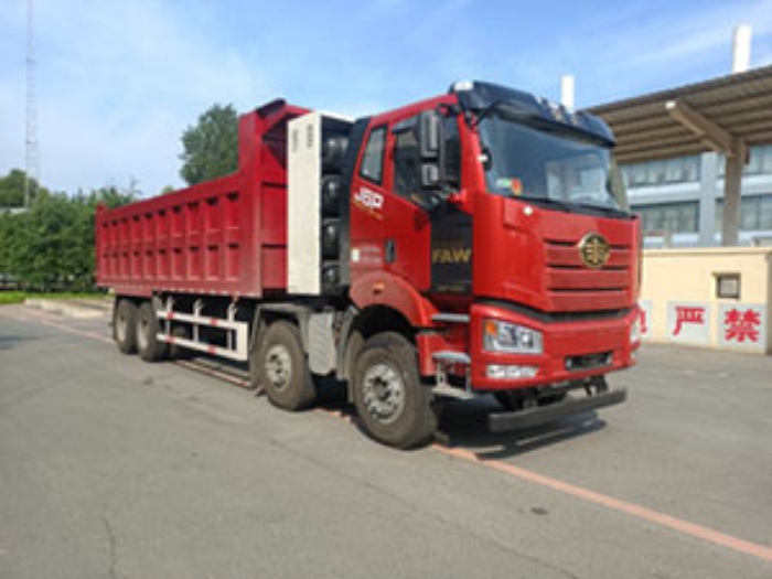 22J6P CNG自卸车.jpg