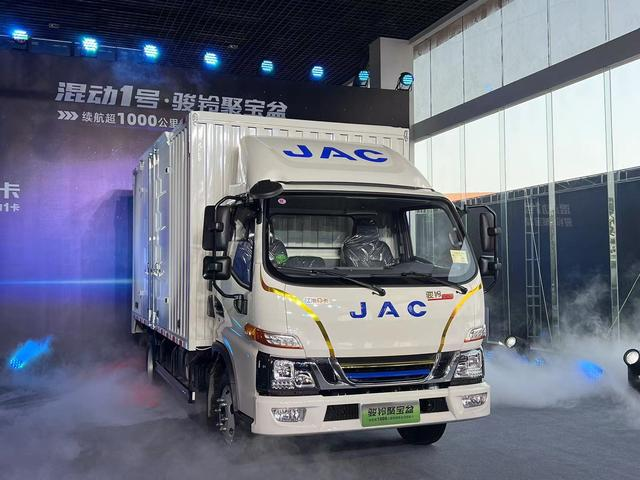 8月8日，安徽江淮汽车集团股份有限公司(以下简称“江淮汽车”)发布7月产销快报。