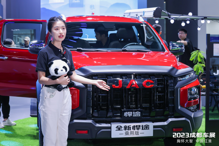 全新悍途乘用版亮相2023成都车展2.png