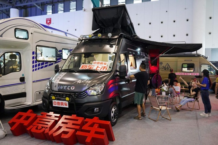 依维柯6.5吨底盘房车3.png