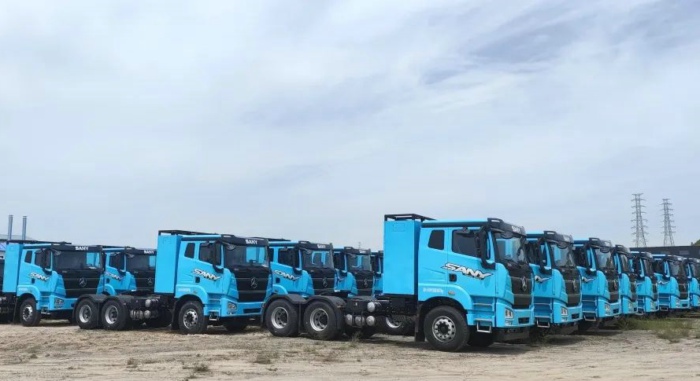 三一电动牵引车2.jpg