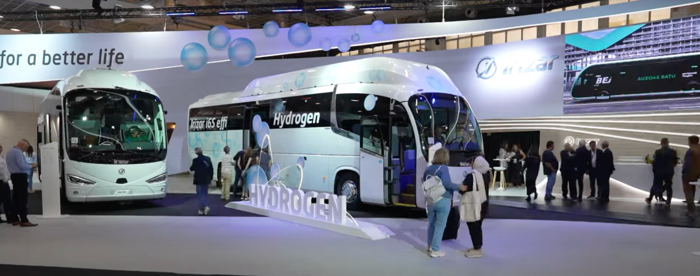 重塑能源亮相世界客车博览会（BUS WORLD EUROPE 2023)2.png