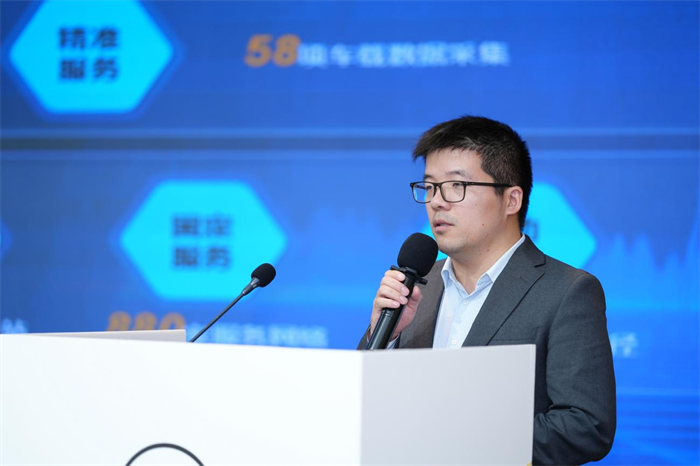 11月18日，以高端智慧新蓝图 美好物流新选择为主题的绿色城配一体化解决方案暨全新一代欧马可智蓝系列新品海南区域上市盛大举行。全新一代欧马可智蓝混动、纯电轻卡等系列重磅产品登陆海南，以性能更加卓越的新能源物流运输装备及绿色高效的城配运输解决方案，助力海南绿色物流发展，服务绿色低碳自贸港建设。