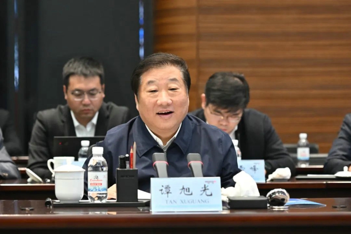 包钢集团到山东重工潍柴集团调研交流3.jpg