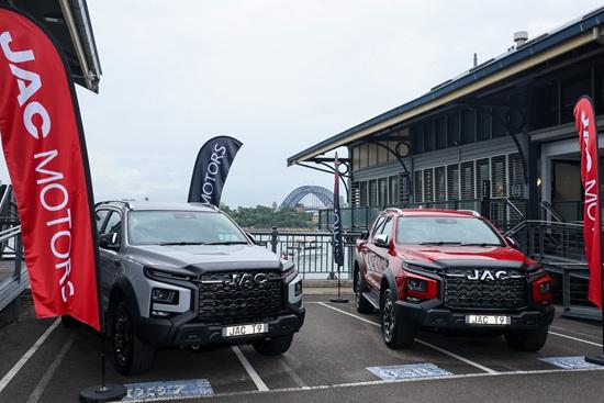3月20日，江淮汽车与其澳大利亚总经销商携首款高端皮卡T9在澳大利亚悉尼举办发布会，全澳各地50余家分销商代表参加了活动。