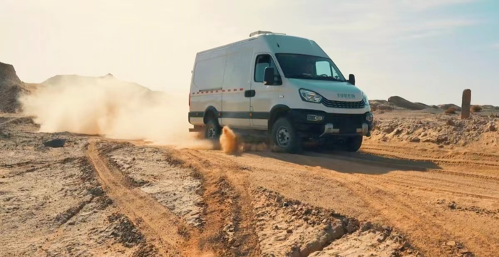 高原征服者：依维柯4X4的非凡动力之旅.png