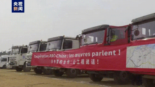 此次出口的徐工“非洲之星”系列加强版牵引车、自卸车是针对非洲客户需求打造，凭借高稳定性、高经济性、高可靠性等卓越性能，多次参与当地重点工程项目建设，备受非洲当地政府、用户的认可