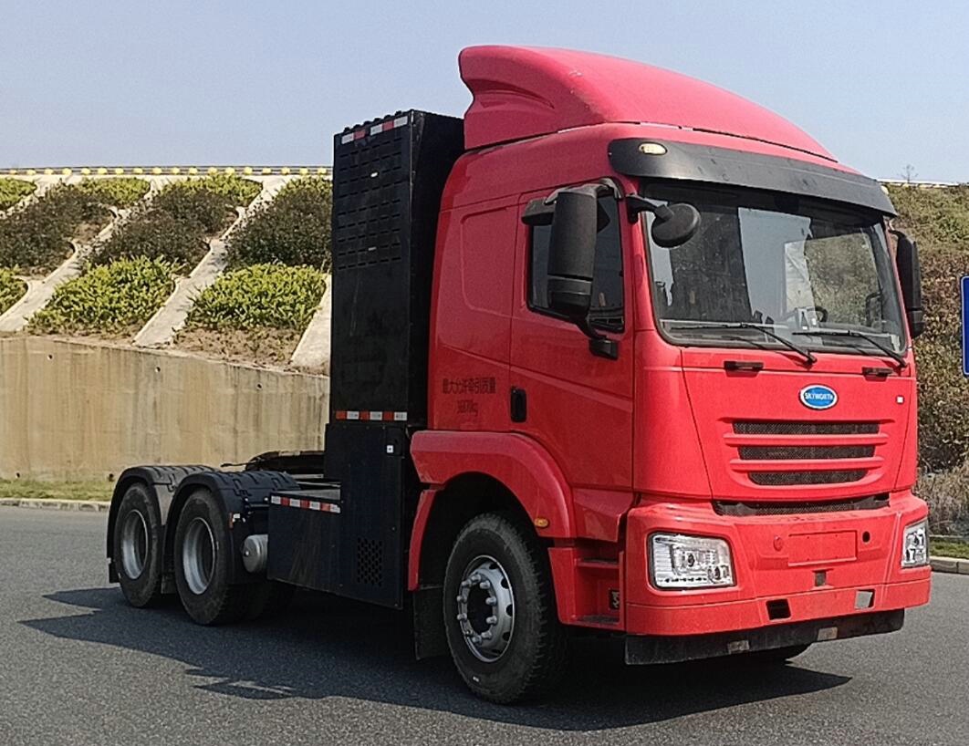 开沃燃料电池牵引车.jpg