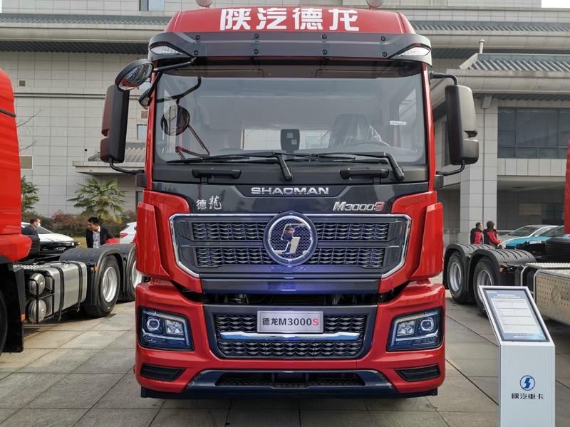 德龙M3000 S 6×4 460马力国六北方版牵引车