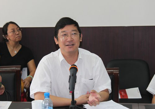 明修纯电暗制混动安凯双路进攻新能源