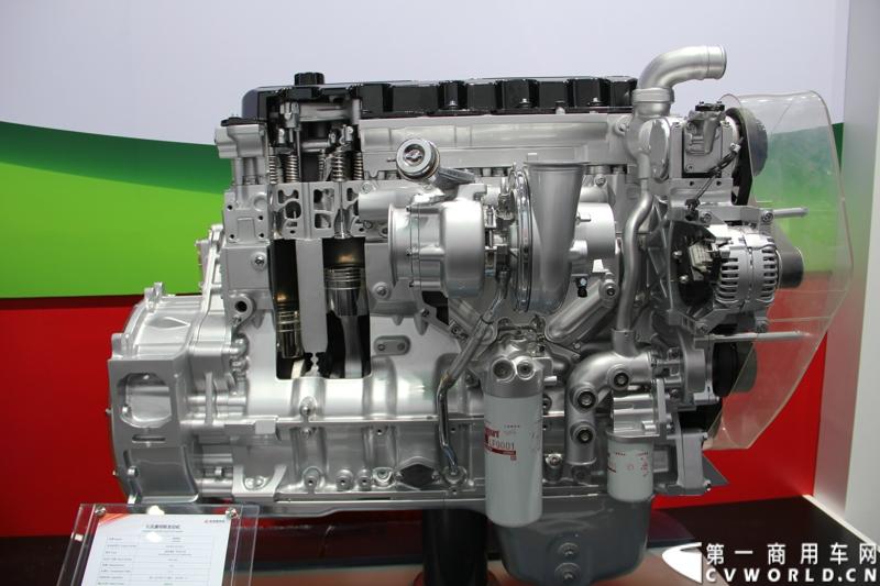 东风康明斯ISZ13重型发动机
