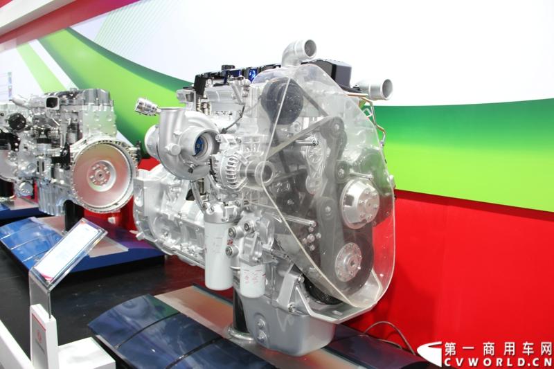 东风康明斯ISZ13重型发动机