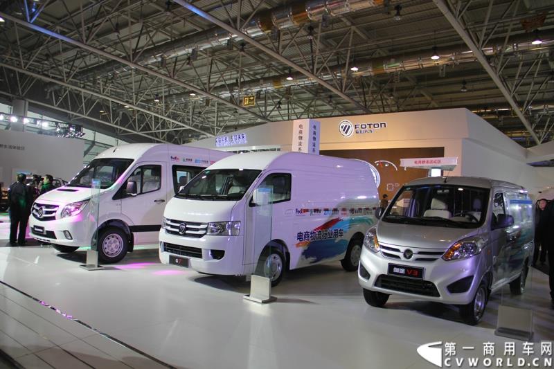 2015年1月5日，福田汽车集团&福田戴姆勒汽车2015中国山东汽车展览会在山东济南隆重开幕。图为福田商务汽车电商物流车型 