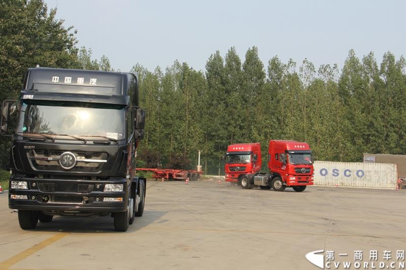 8月21日，中国重汽曼技术新斯太尔创富品鉴会在山东省济宁市盛大开幕，中国重汽为济宁用户带来了全新升级的斯太尔产品。活动现场斩获126台订单。图为：卡车漂移