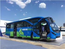 青年客车