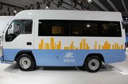 五十铃100P都市物流车 侧面
