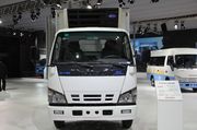 五十铃VC46重型牵引车