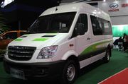 海格纯电动H6V轻客侧面