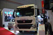 HOWO T5G厢式车    