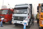 搭载玉柴YC6A260-46发动机中国重汽新黄河载货车