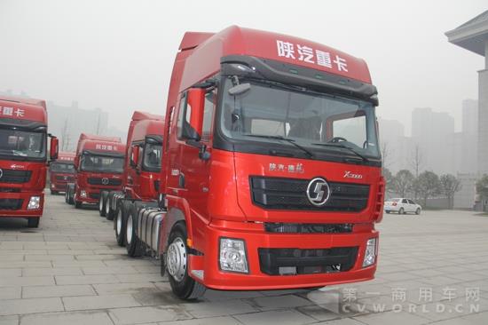 德龙X3000轻量化版牵引车,460马力 (1).jpg 德龙X3000轻量化版牵引车,460马力 (1).jpg
