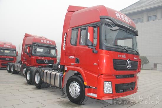德龙X3000轻量化版牵引车,460马力 (2).jpg