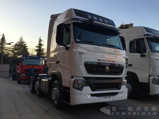 九气囊的HOWO T7H 440 (7.jpg