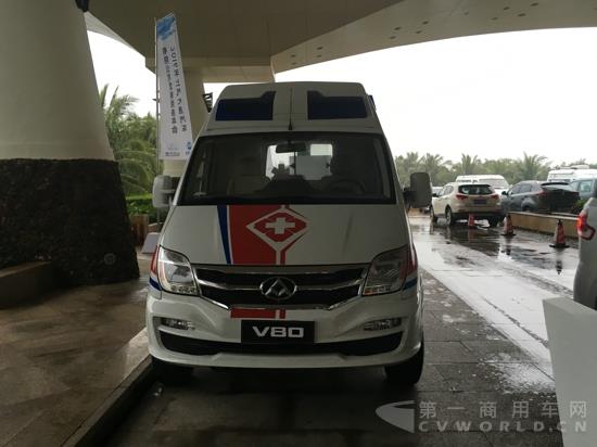 上汽大通V80监护型救护车.jpg