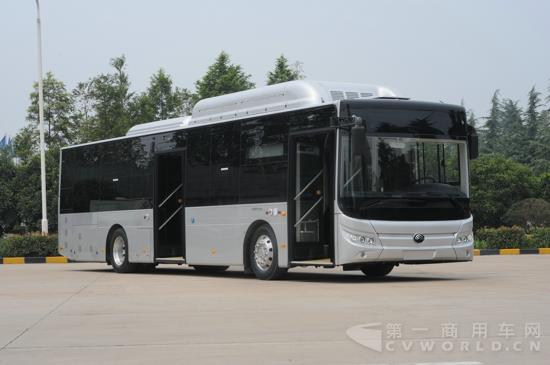 宇通面向欧洲市场推出的12米纯电动公交.jpg