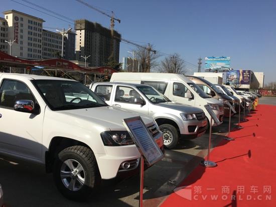 长安轻型车产品系列.jpg
