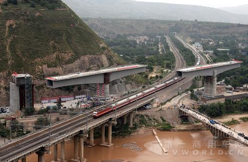 甘肃加快实施公路畅通铁路连通航路广通.png