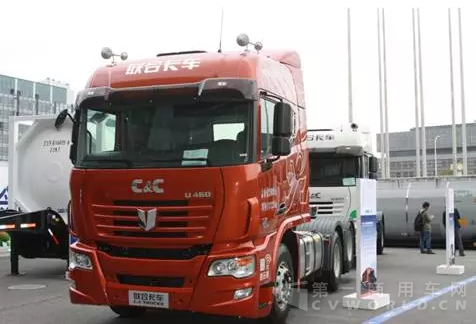 联合卡车.png