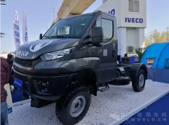 依维柯NEW DAILY 4×4新车.png