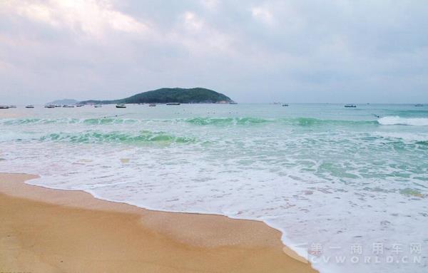 海滩.jpg