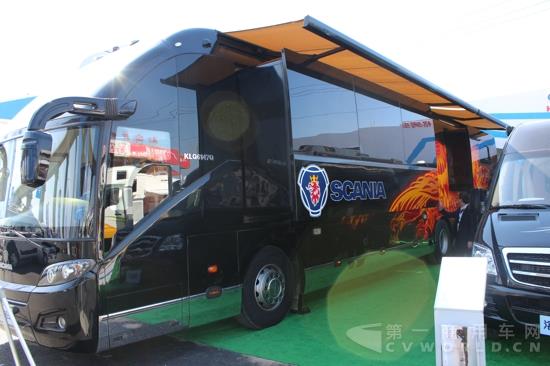 海格巨无霸A型房车.jpg