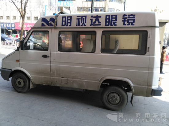 20年老店的秘密 南京依维柯一骑绝尘1564.png