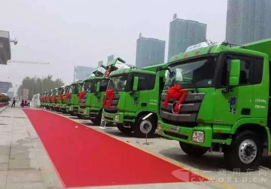渣土车.png