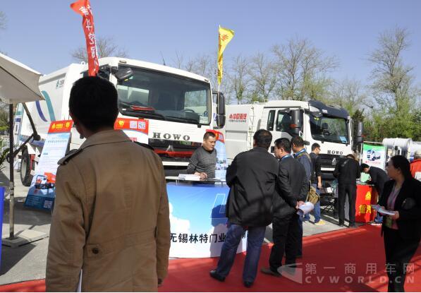 环卫车.jpg