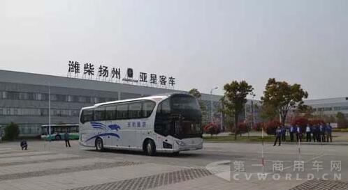亚星客车.jpg