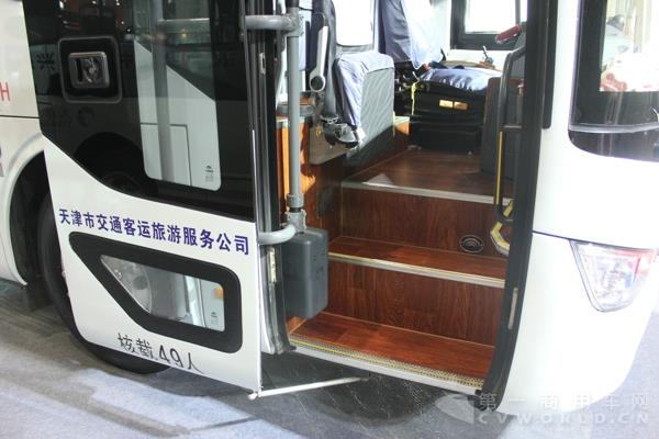 宇通ZK6115BEV纯电动客车 (6).jpg