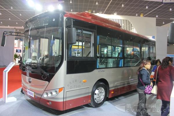 宇通ZK6705BEVG1纯电动城市客车 (1).jpg