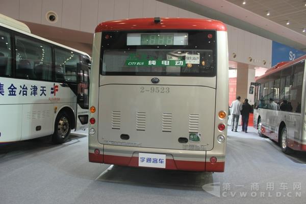 宇通ZK6805BEVG1纯电动城市客车 (9).jpg