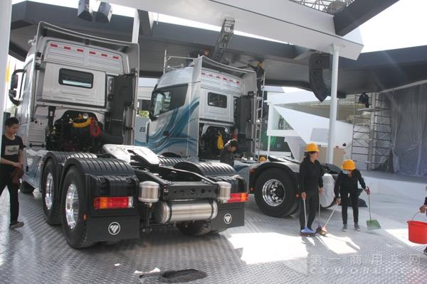 福田戴姆勒超级卡车 (4).jpg