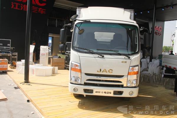 江淮帅铃i5电动车 (2).jpg