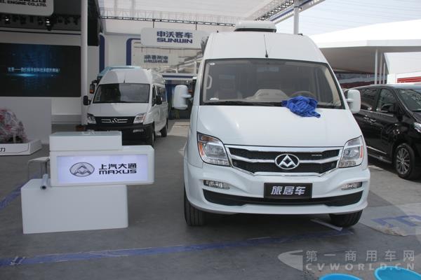 上汽大通旅居车 (2).jpg