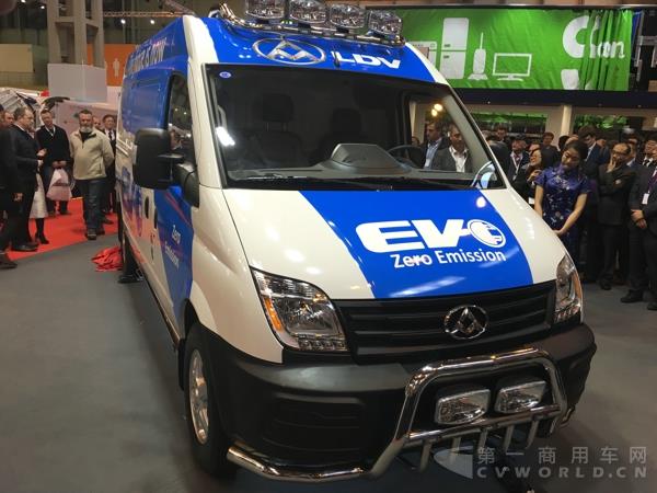 大通纯电动轻客LDV EV80在英国正式发布2.jpg