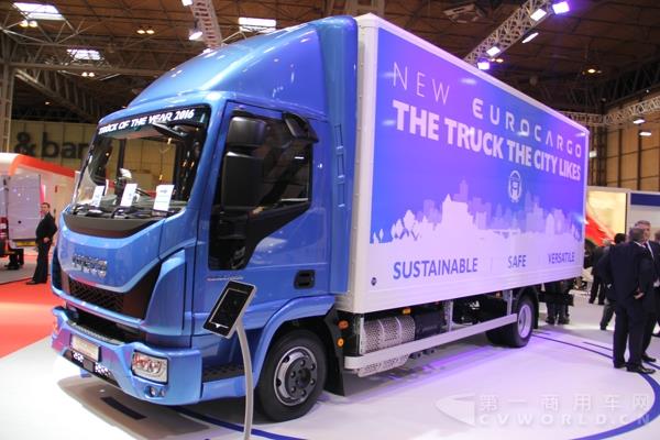 依维柯EUROCARGO厢式货车 (1).jpg